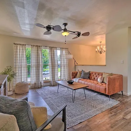 Updated Knoxville Home With Media Room And Patio!